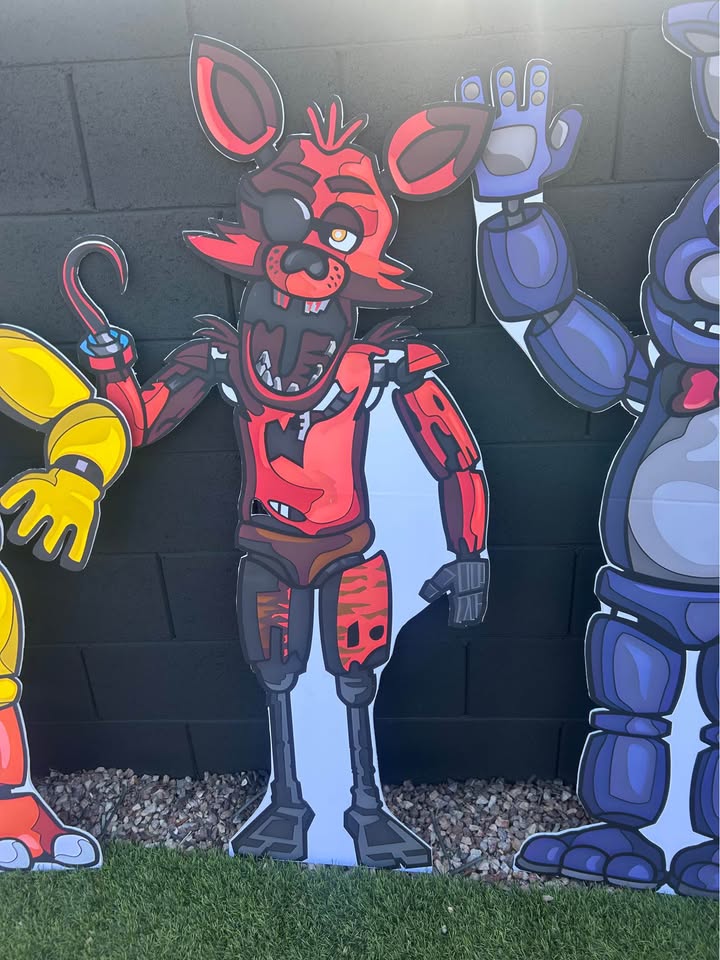 FNAF SET - Five nights at Freddy’s Character cut outs