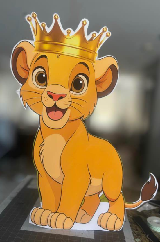 Lion With Crown Cut out